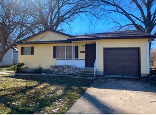 207 Lynn St, Waxahachie, TX 75165