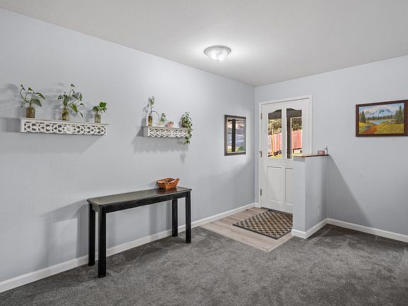 3rd image of 23929 Nutmeg Place