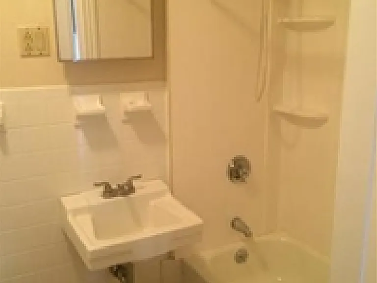 110 Newbury St #2Q — Photo 6