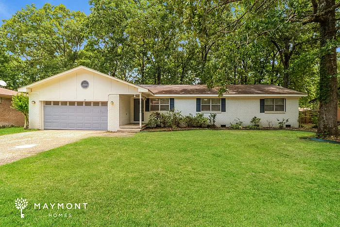 3 bed, 2.0 bath, 1817 sqft, $1,695 — Photo 1