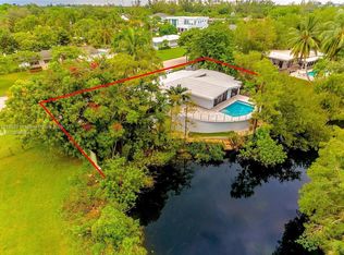6025 SW 72nd Ave, Miami, FL 33143