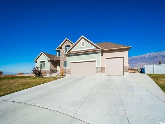 3rd image of 328 W Serenity Ct