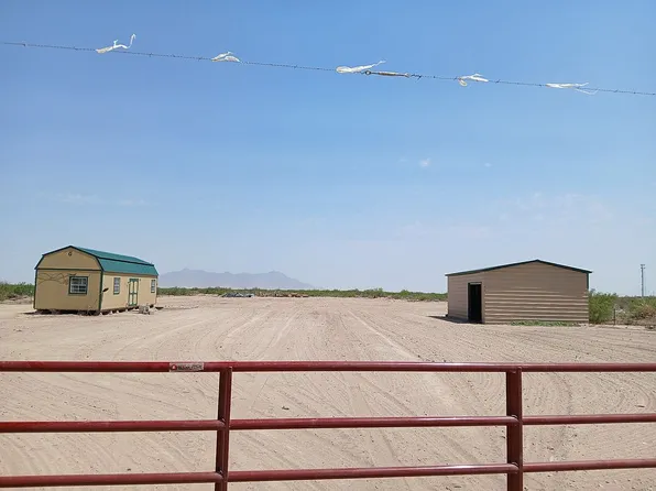 10805 Power Line Rd SE, Columbus, NM 88029