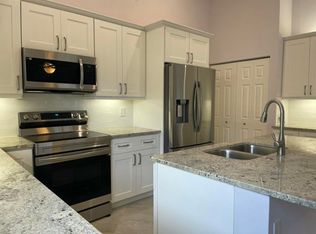 313 N Country Club Blvd, Boca Raton, FL 33487