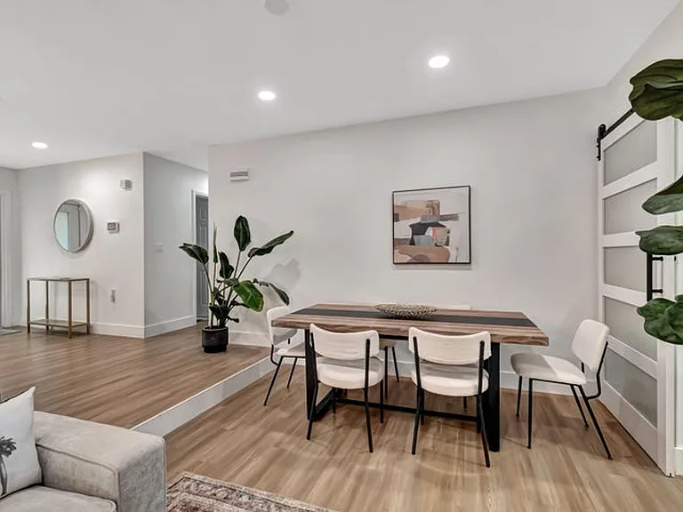 620 Las Palmas Park — Photo 4