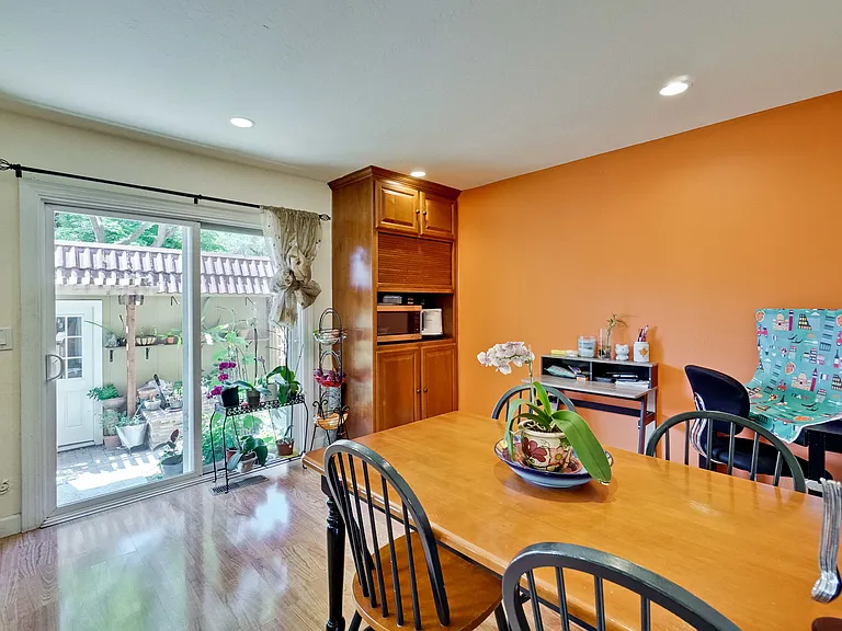 22671 Queens Oak Ct — Photo 54