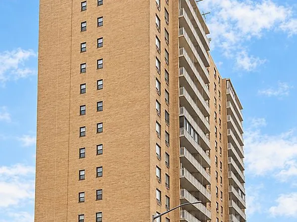 92-29 Queens Blvd #9D, Rego Park, NY 11374