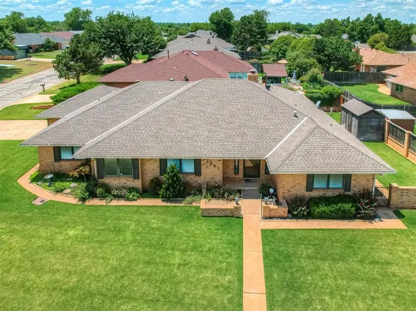 11301 N Grove Ave, Oklahoma City, OK 73162