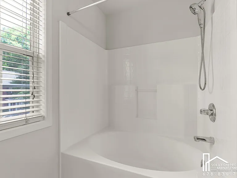 3862 Guilderoy Ln — Photo 8