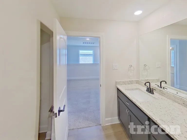 1209 Bullock Dr — Photo 15