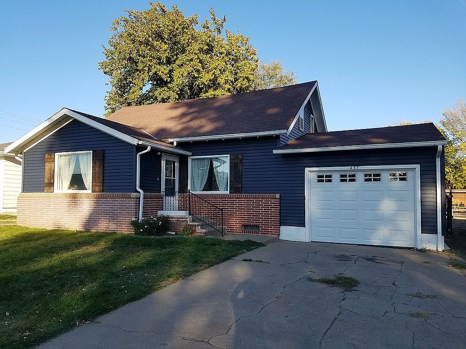 1st image of 437 Sherman Ave