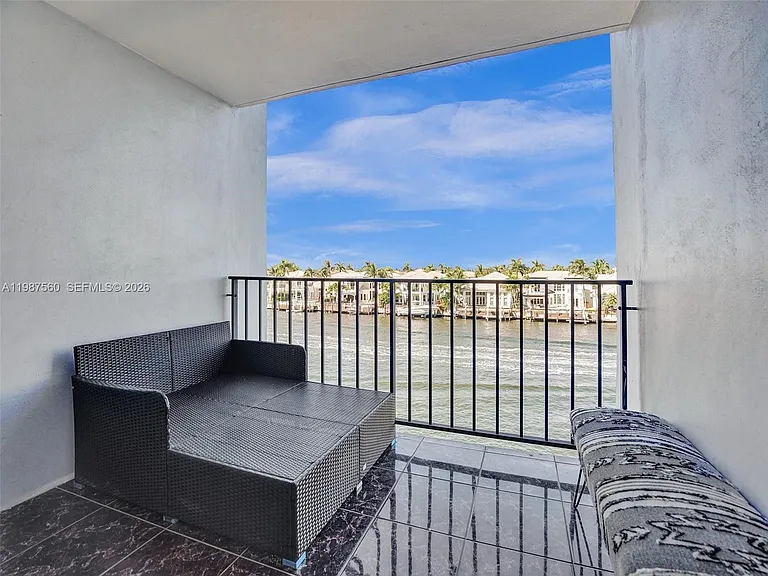 1400 S Ocean Dr #406 — Photo 3