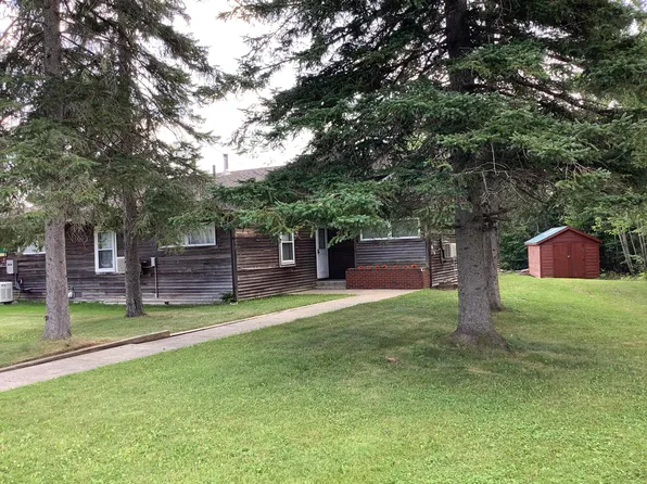 7 Colony Place, Limestone, ME 04750