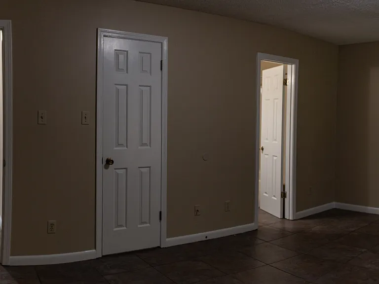 661 Walker Rd — Photo 15