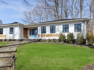 60 Lawrence Dr, Short Hills, NJ, 07078