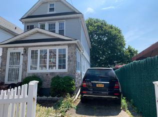 4577 157th St, Flushing, NY 11355