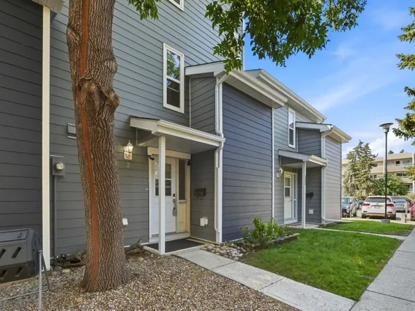 97 E Grier Pl NE #2, Calgary, AB T2K 5Y5