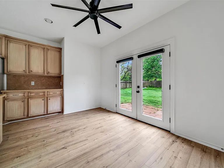 15575 Kitty Hawk Dr — Photo 12