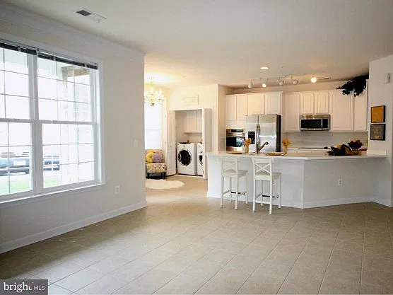 2 bed, 1200 sqft, $2,700 — Photo 4