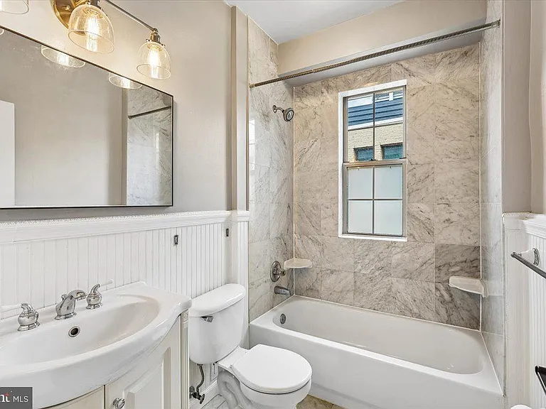 1401 Columbia Rd NW #410 — Photo 20