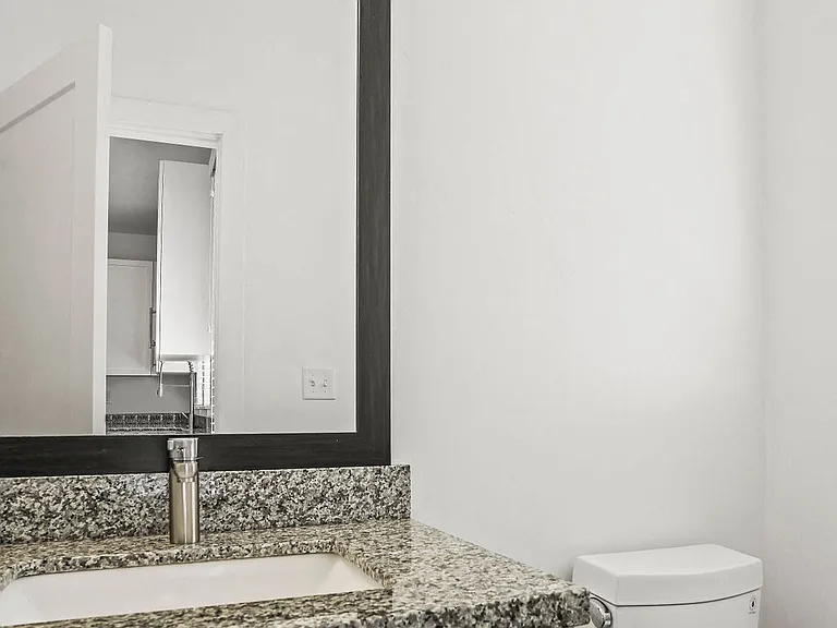 Aero Luxury Townhomes — Photo 22