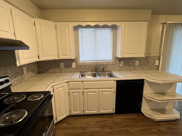 326 - 328 E Wabash, 326-328 E Wabash Ave #326, Spokane, WA 99207