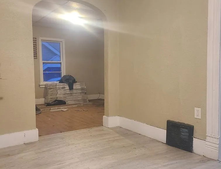 709 Johnson St — Photo 3