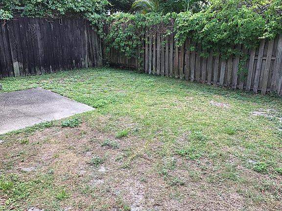 5th image of 16079 Dawnview Dr