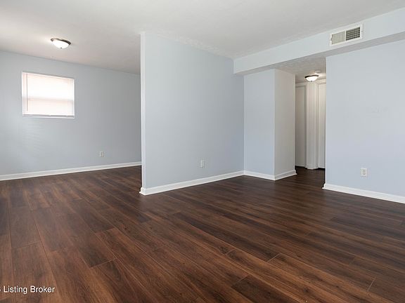 2nd image of 1704 Valley Forge Way