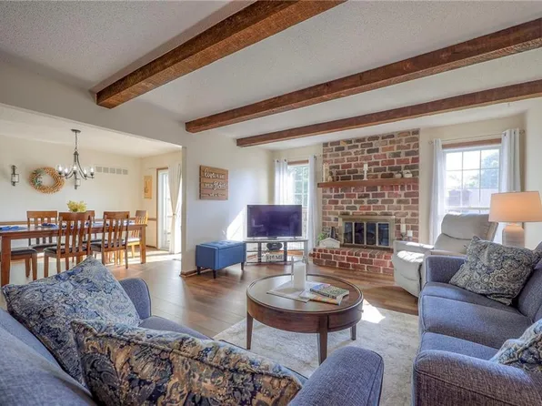 7103 Mastin St, Merriam, KS 66203