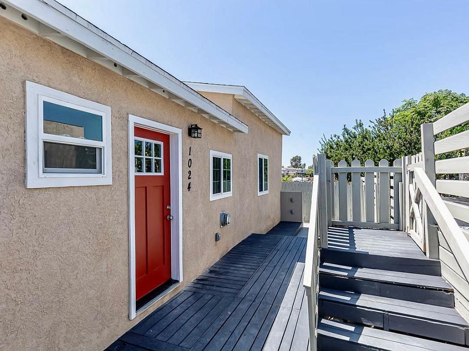 1st image of 1024 41st St