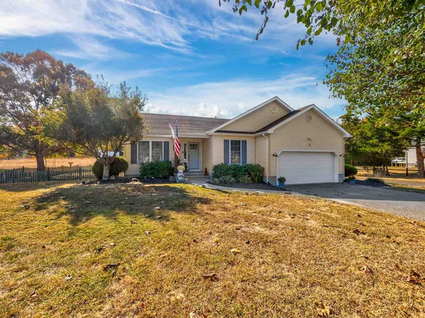 9 Lacivita Dr, Cape May Court House, NJ 08210