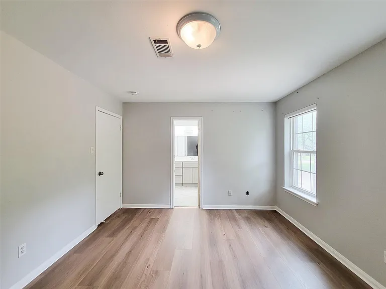 13406 Glen Erica Dr — Photo 32