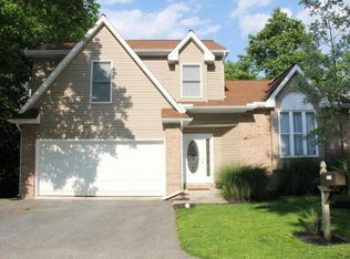 2111 Lyndon Ave, Lancaster, PA 17602