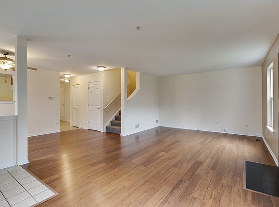 2nd image of 1415 Wesley Ct