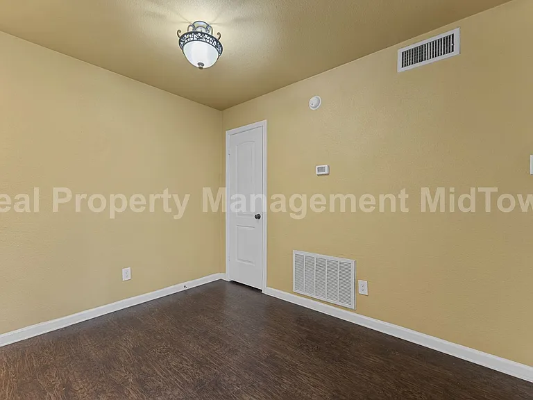 5516 Boca Raton Blvd #310 — Photo 11