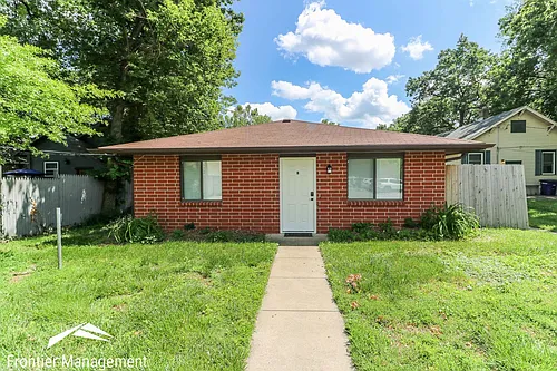 1510 Houston St Photo 1