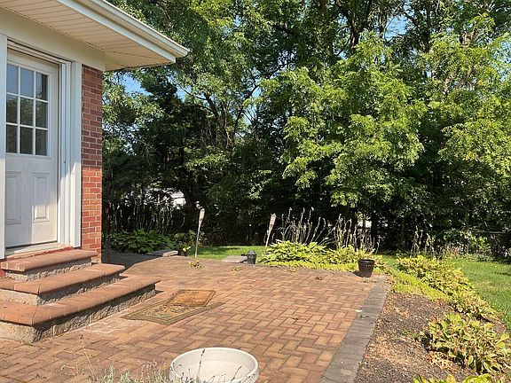 2nd image of 1722 Cornell Rd
