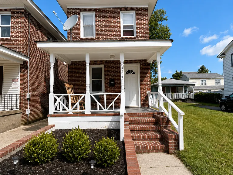 1409 Mattison Ave — Photo 1