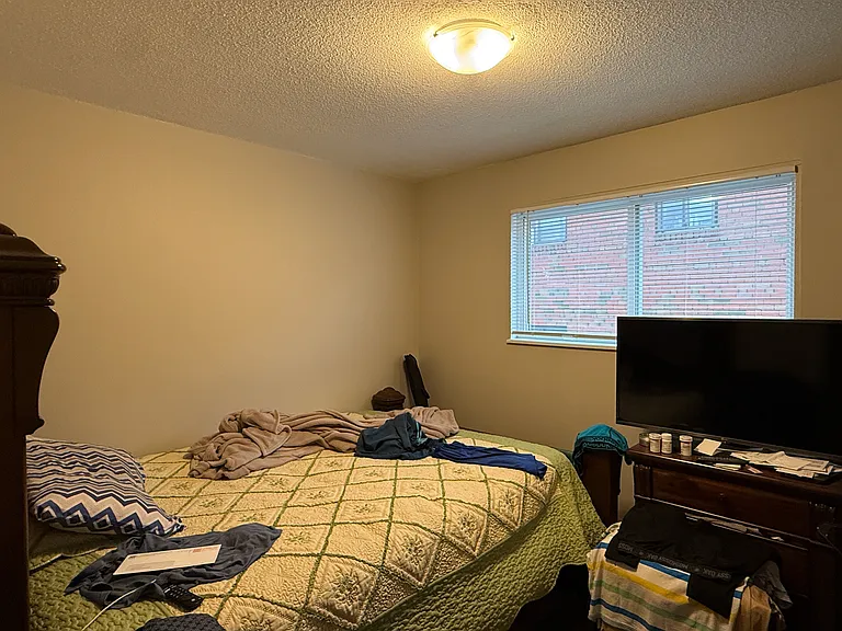 56 Seymour St #5 — Photo 8
