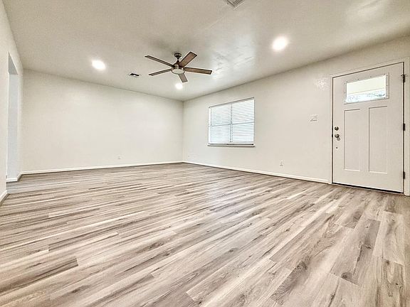 5th image of 211 Forest Trail Dr