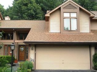 4037 Georgetown Sq, Schenectady, NY 12303