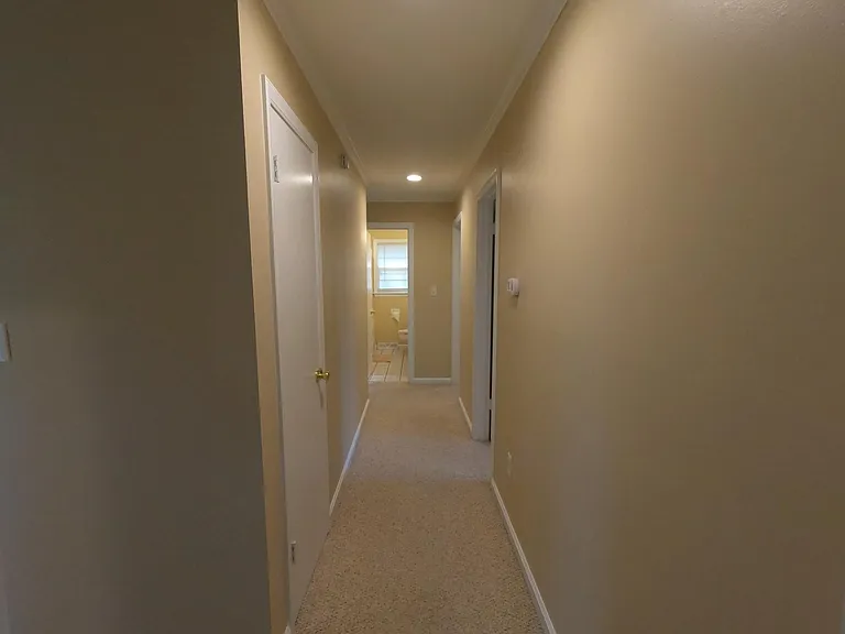 5830 Perry Ln — Photo 22