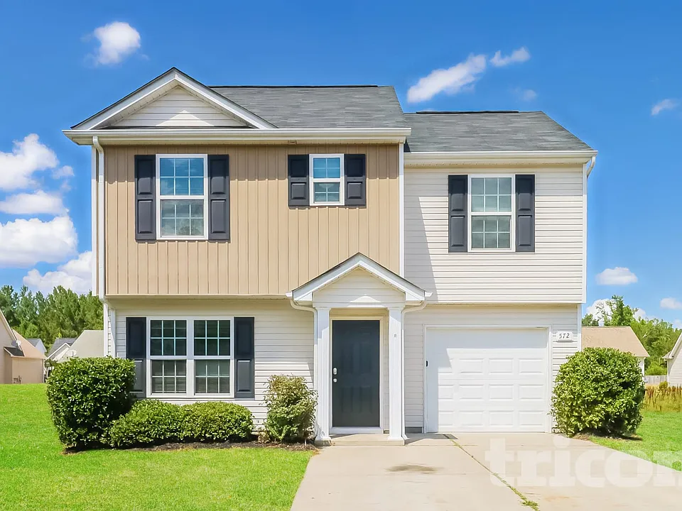 572 Gentle Breeze Ln