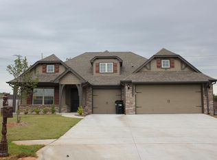 2620 W Tucson Ct, Broken Arrow, OK 74011