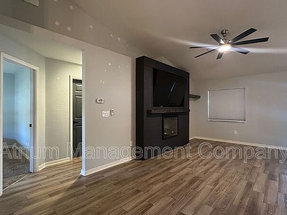 4th image of 326 Woodland Trl