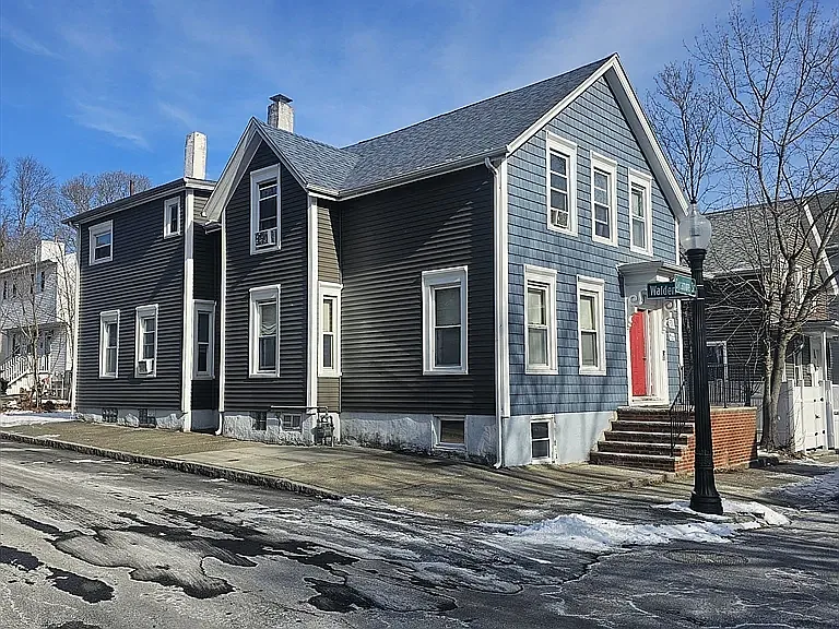 39 Sycamore St #7 — Photo 4