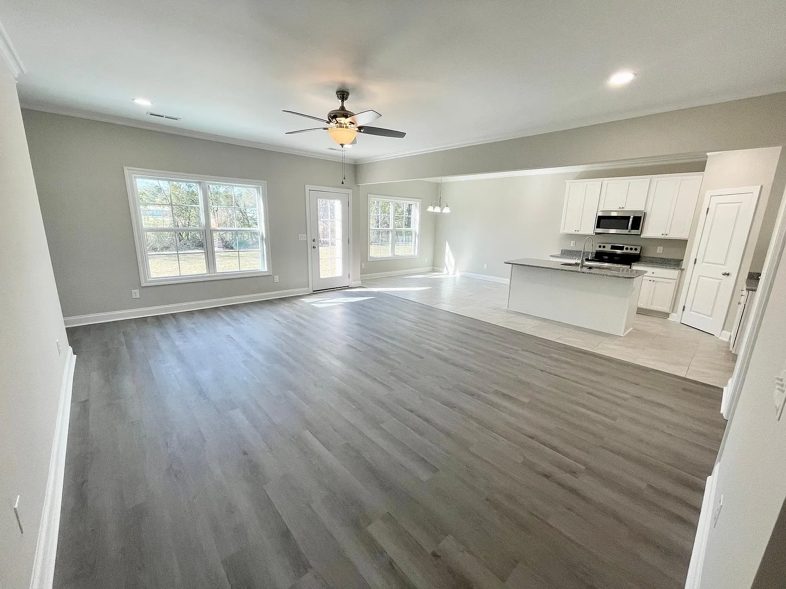 3703 Saddleridge Dr — Photo 3