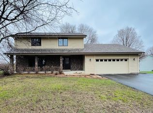 17100 Creek Ridge Pass, Minnetonka, MN 55345