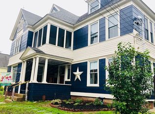 7 Porter St, South Paris, ME 04281